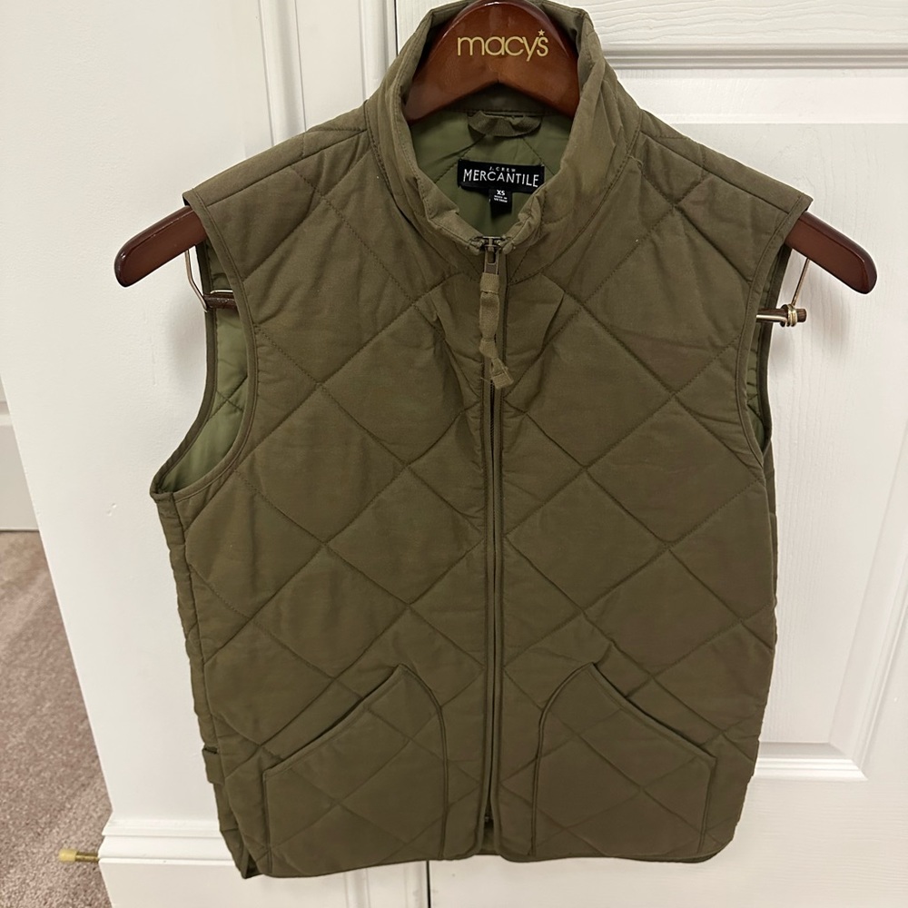 J Crew Quilted / Padded Vest - XS, NWOT